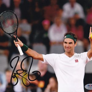 Roger Federer Tennis Legend Wimbledon Signed Autograph 8x10 Photo With PSA/DNA COA B