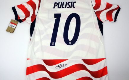 Christian Pulisic Captain America USA 2026 World Cup Signed Autograph Official Home Jersey With PSA/DNA COA (Copy)