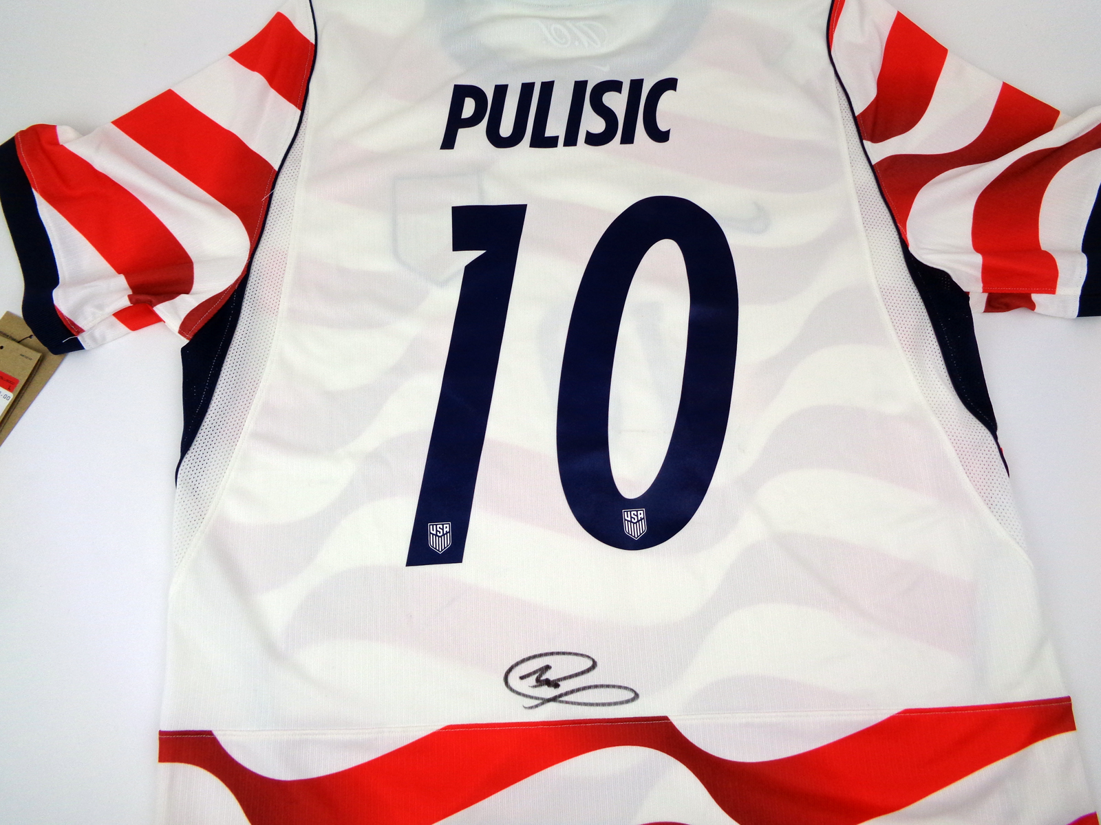 Christian Pulisic Captain America USA 2026 World Cup Signed Autograph Official Home Jersey With PSA/DNA COA