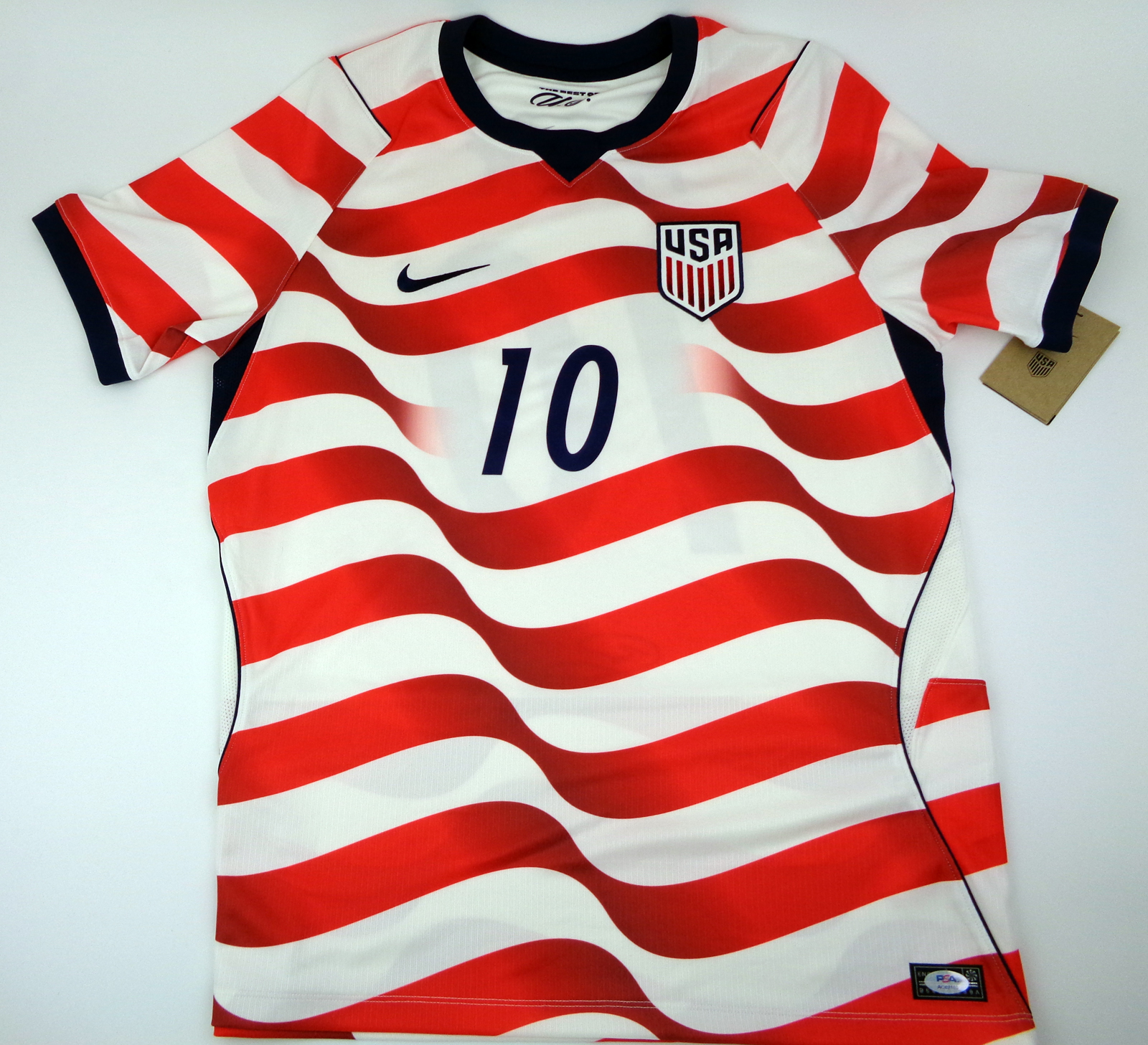 Christian Pulisic Captain America USA 2026 World Cup Signed Autograph Official Home Jersey With PSA/DNA COA
