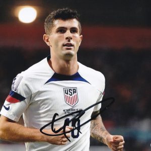 Christian Pulisic Captain America USA Soccer World Cup 2026 Signed Autograph 8x10 Photo With PSA/DNA COA A (Copy)