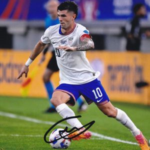 Christian Pulisic Captain America USA Soccer World Cup 2026 Signed Autograph 8x10 Photo With PSA/DNA COA A (Copy)