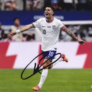 Christian Pulisic Captain America USA Soccer World Cup 2026 Signed Autograph 8x10 Photo With PSA/DNA COA A (Copy)
