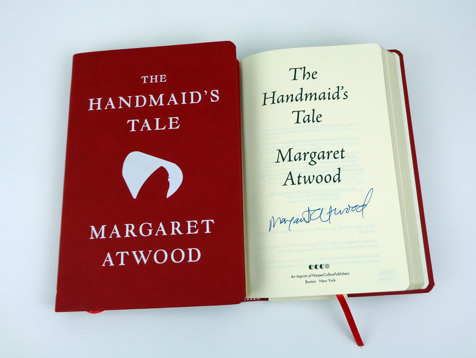 Margaret Atwood Signed Autograph The Handmaid's Tale Leatherette Book With PSA/DNA COA