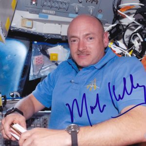 Mark Kelly Astronaut President 2028 Signed Autograph 8x10 Photo With PSA/DNA COA A