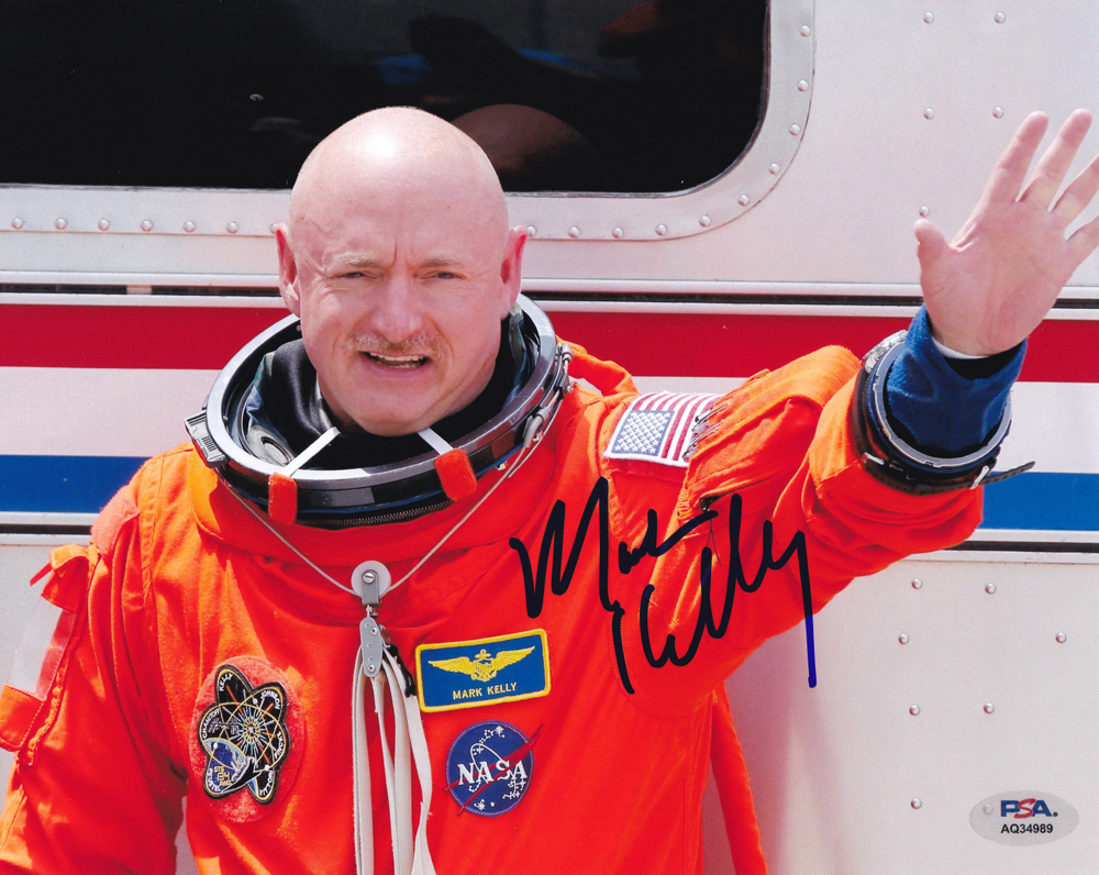 Mark Kelly Astronaut President 2028 Signed Autograph 8x10 Photo With PSA/DNA COA B
