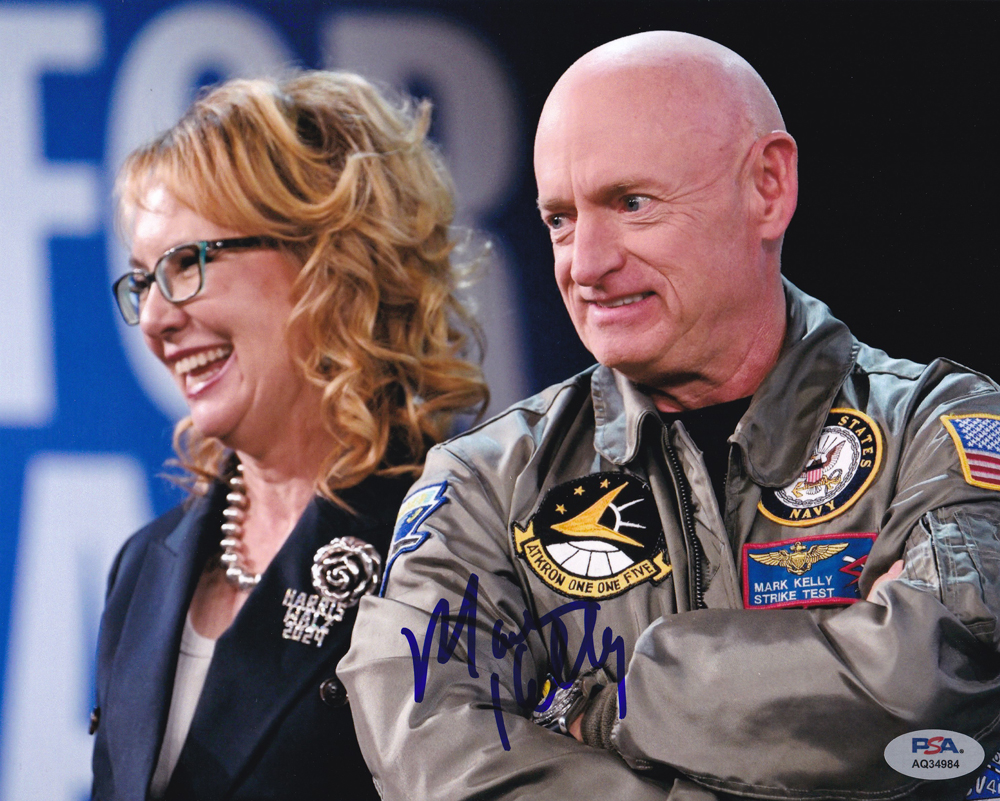 Mark Kelly Astronaut President 2028 Signed Autograph 8x10 Photo With PSA/DNA COA D
